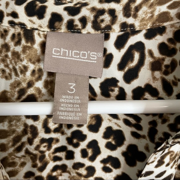 Chico's Animal Print Button Down Blouse Long Sleeve Size 3 (L) - Picture 6 of 9
